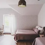 Pensjonat Dwór Białe Wino
