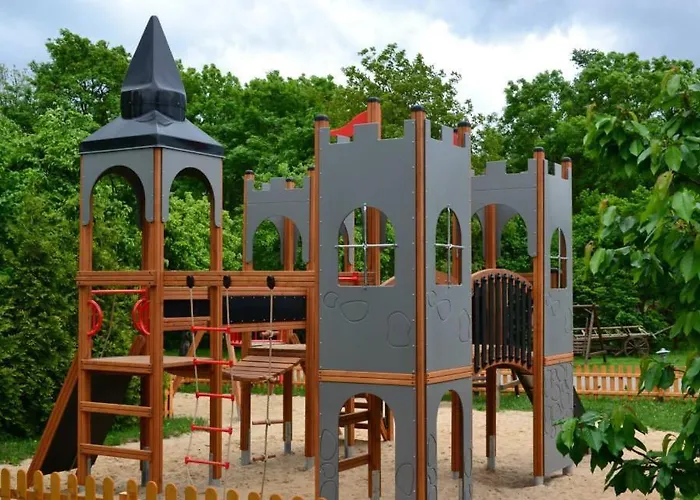 Dwór Białe Wino Pensión 4*