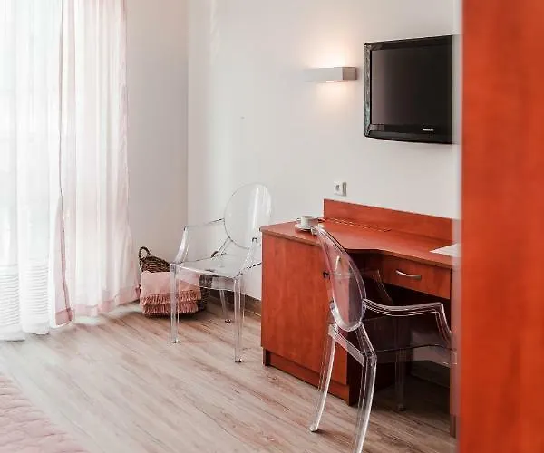 Dwor Biale Wino Affittacamere Kołbaskowo