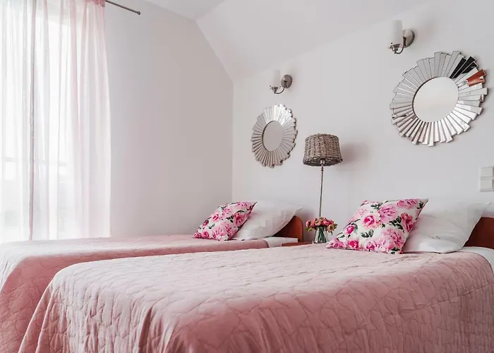 Affittacamere Dwor Biale Wino Kołbaskowo